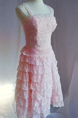 1950s Pink Lace Cupcake Dress – Size S/M
